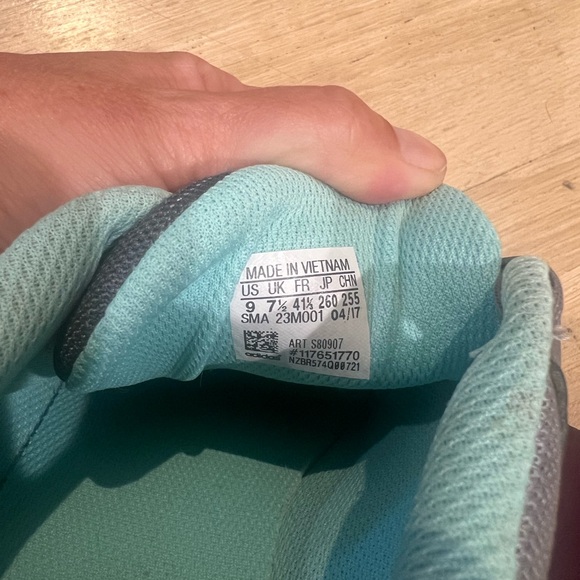 Adidas terrex hiking shoes size 9 - Picture 6 of 6